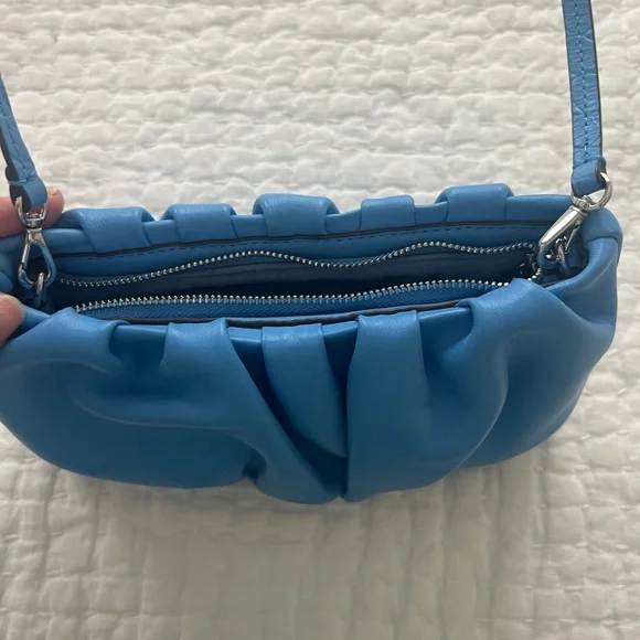 STAUD bean bean clutch in cobalt Blue - Picture 2 of 5